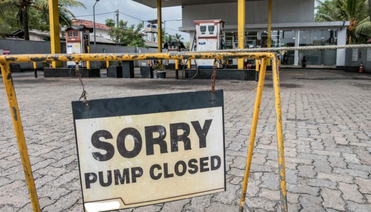 Fuel shortage hits Karachi as petroleum dealers begin nationwide strike