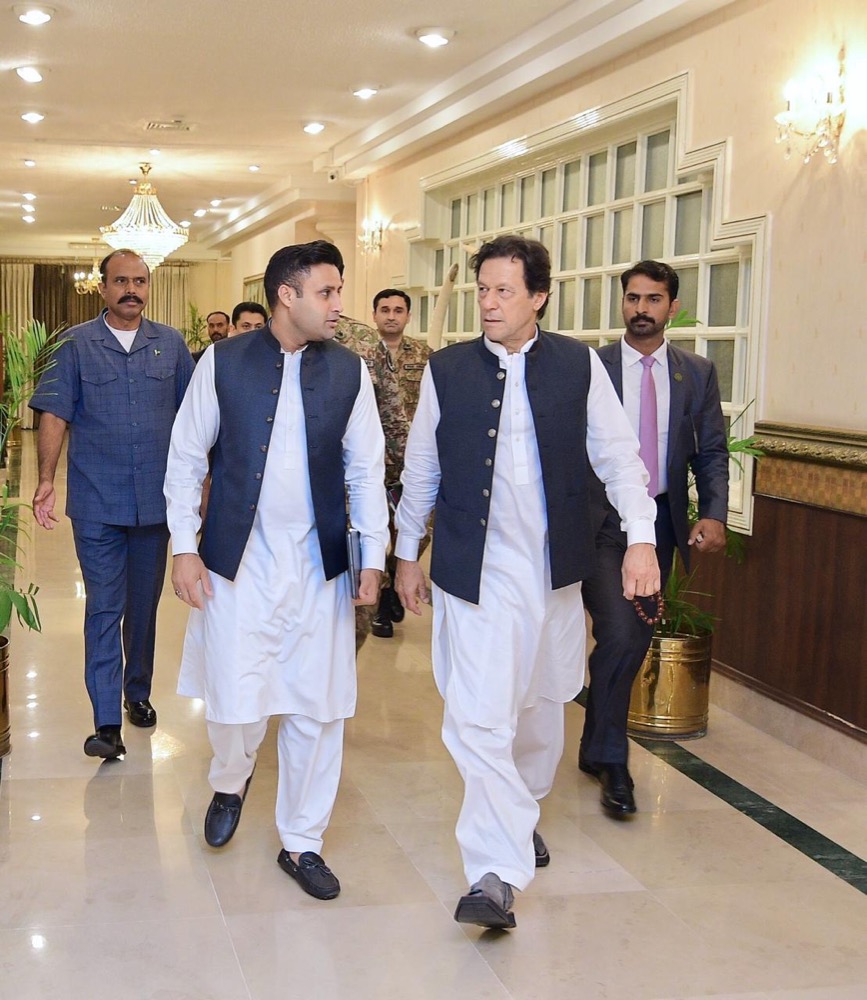 Zulfi Bukhari gets prominent advisory role in PTI