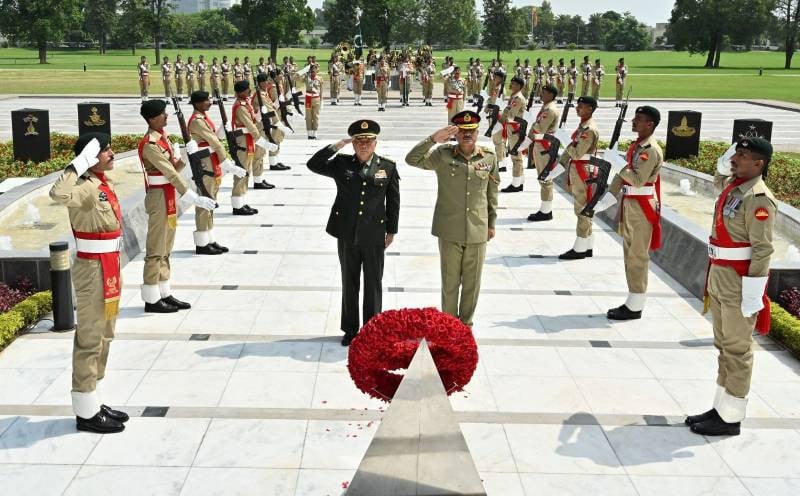 COAS reiterates how much Pakistan values brotherly relations with China