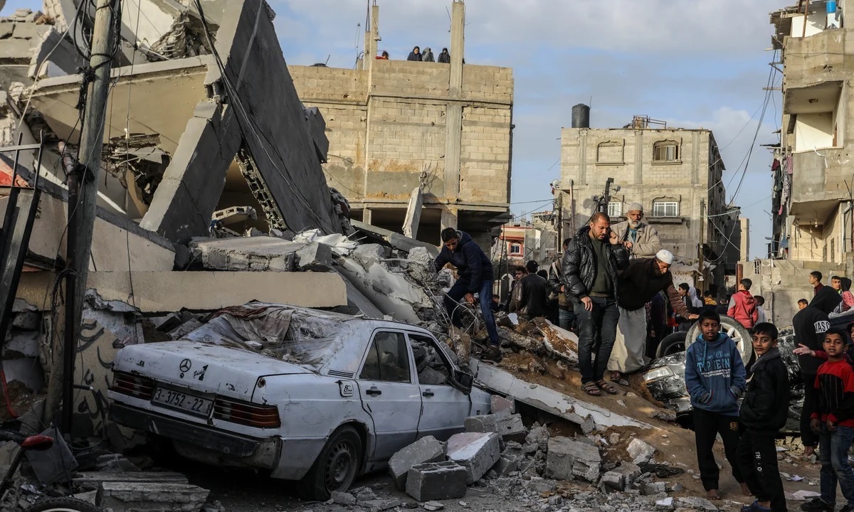 Gaza ceasefire talks in Cairo face challenges as humanitarian crisis deepens