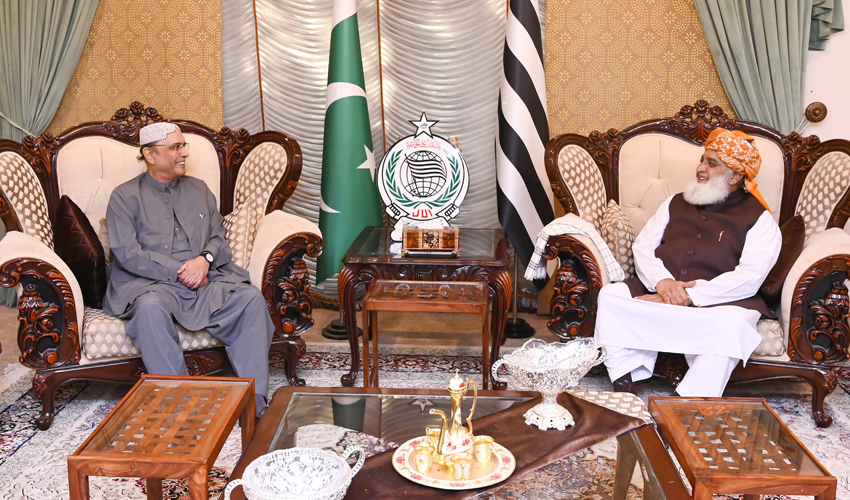 President Zardari visits Maulana Fazl, discusses ‘political scenario’