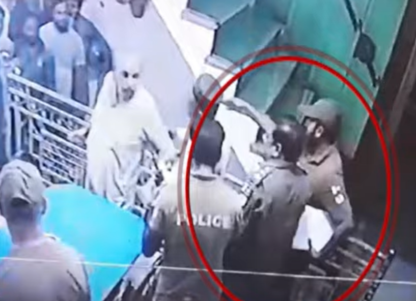 Lahore SHO assaults restaurant staff for free meal