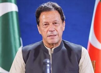 PTI raises alarm over Imran Khan’s eye condition, seeks immediate hospital treatment