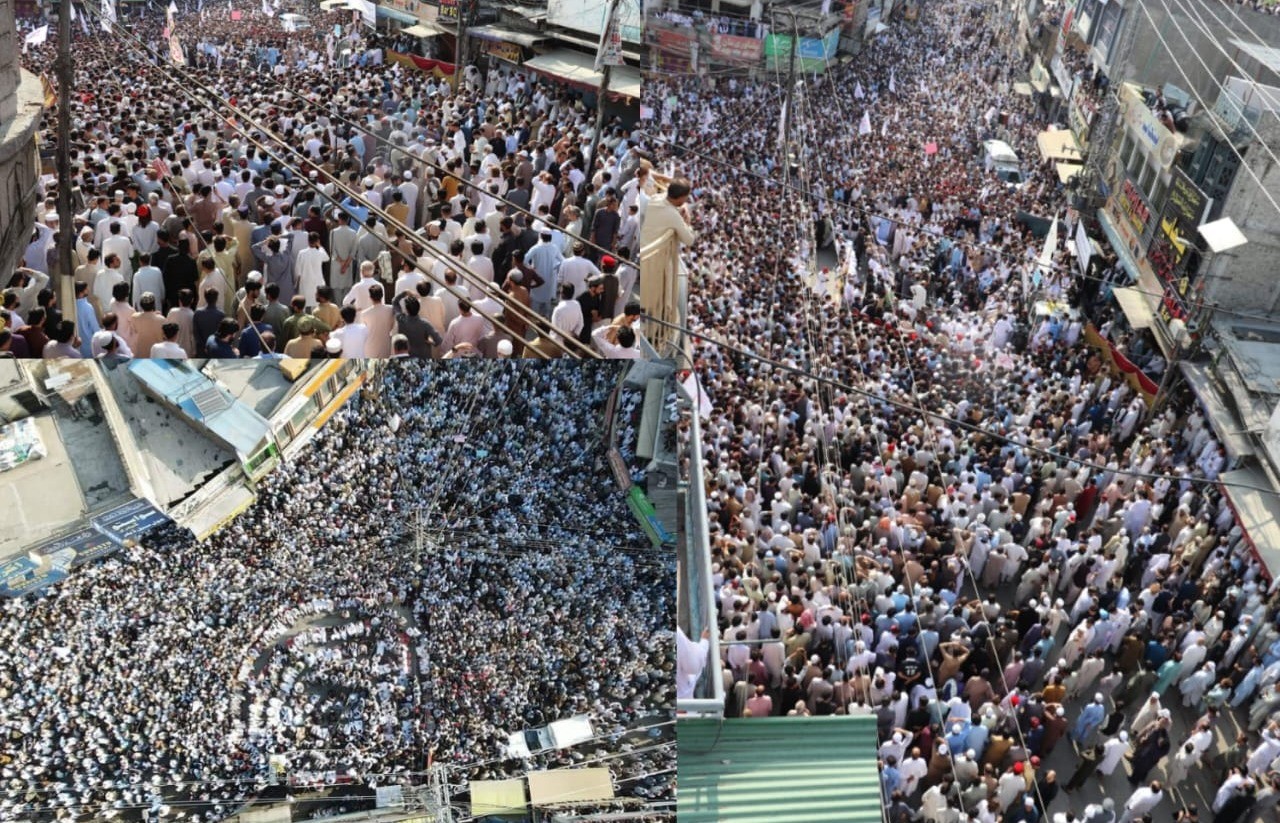Thousands rally in Swat to voice disapproval of military operation despite terror threats