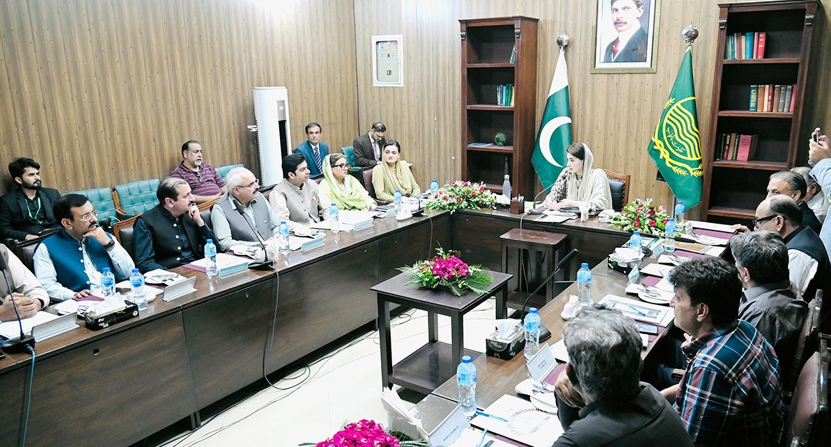 Punjab CM directs crackdown on unsafe schools and encroachments