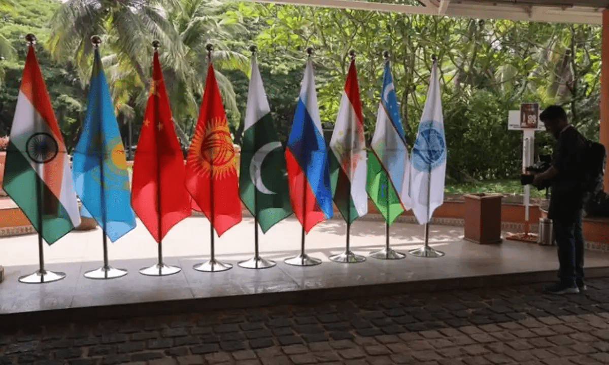 Chinese premier to arrive in Islamabad for SCO Summit tomorrow