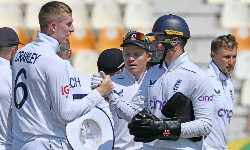 England crush Pakistan by innings and 47 runs in dominant opening test victory