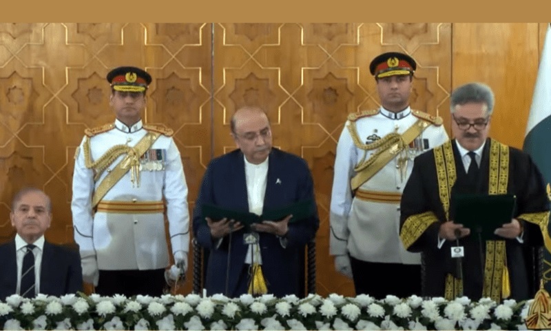 Justice Yahya Afridi sworn in as 30th CJP, moves in to ‘repair SC’s fractures’