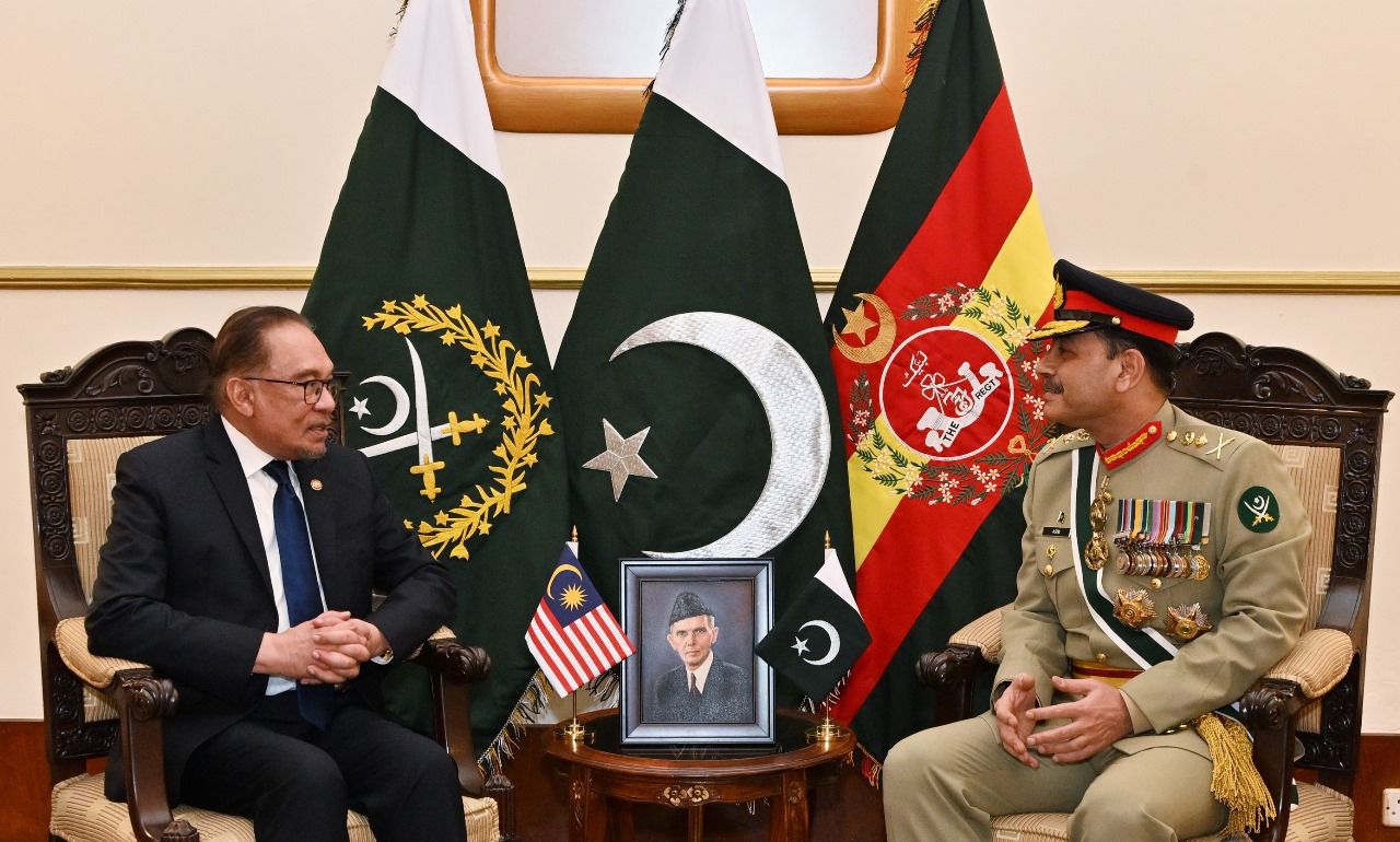 COAS and Malaysian PM discuss defence cooperation