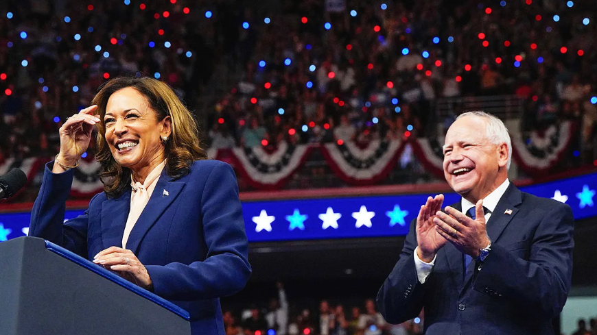 Tim Walz reveals Kamala Harris' odd nickname saved on his phone: "That's all I could think of"