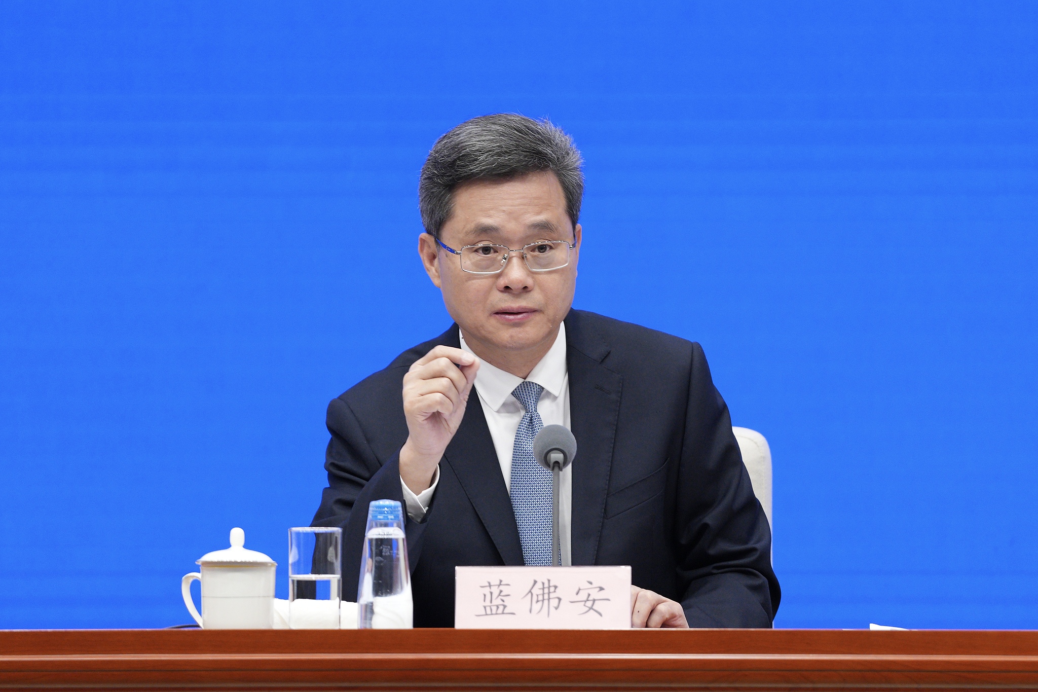 China to launch comprehensive fiscal stimulus measures, says finance ministry
