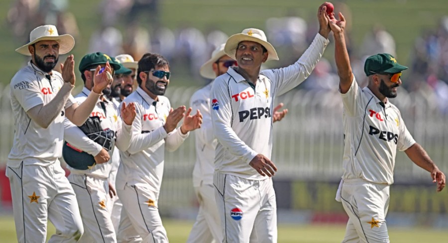 Pakistan thrash England in third Test to clinch home series after three year gap
