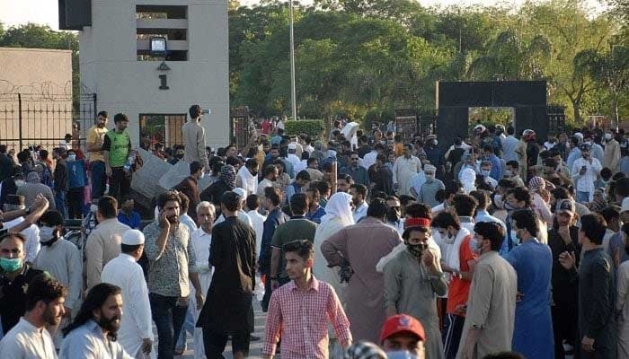 ‘GHQ Attack Case’: ATC puts off indictment of Imran, 124 others for a third time