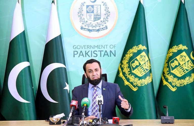Qatar commits to invest $3b in Pakistan: Tarar