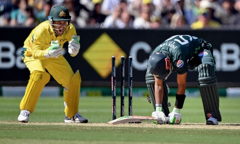 Australia beat Pakistan in opening ODI thriller