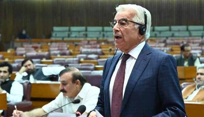 Negotiations cannot be held at gunpoint: Kh Asif