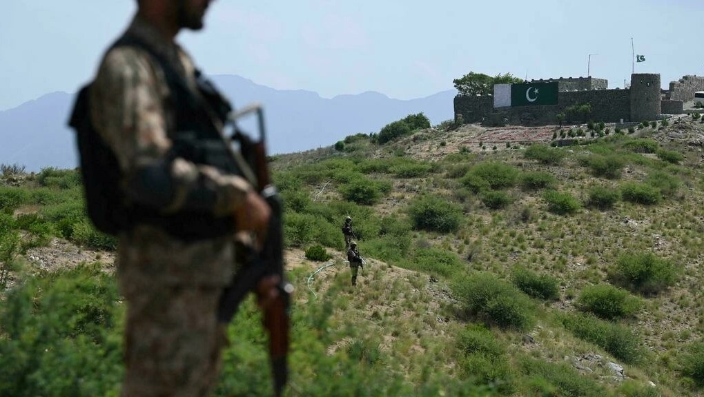 Security forces thwart two infiltration bids on Pak-Afghan border; 15 terrorists reportedly killed