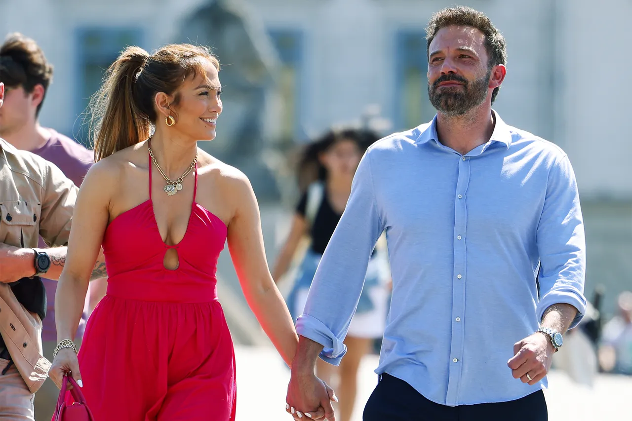 Jennifer Lopez And Ben Affleck Share Emotional Holiday Moment Amid Divorce