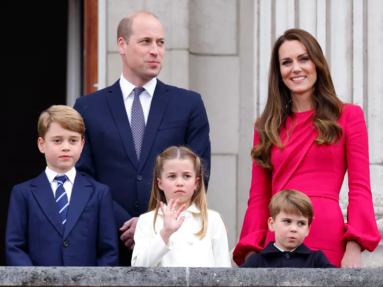 Prince George, Princess Charlotte And Prince Louis Delight Crowds During Christmas Day Walkabout