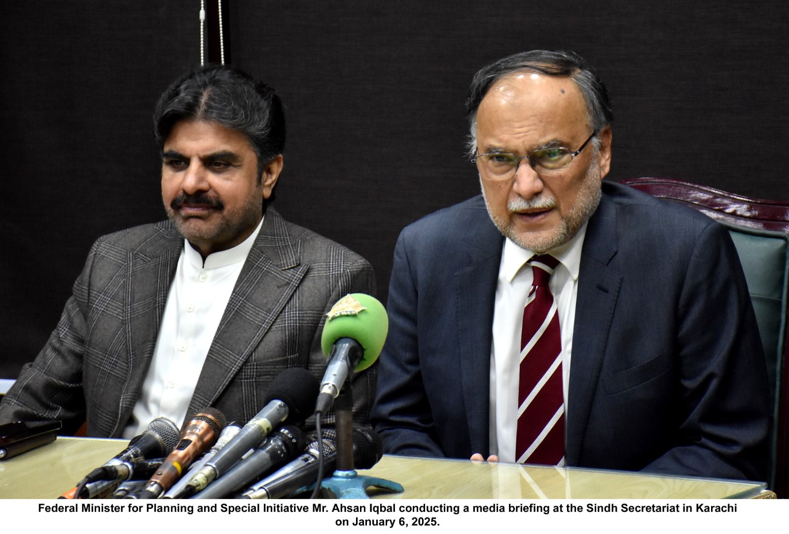 Ahsan Iqbal downplays PPP's coalition exit warning