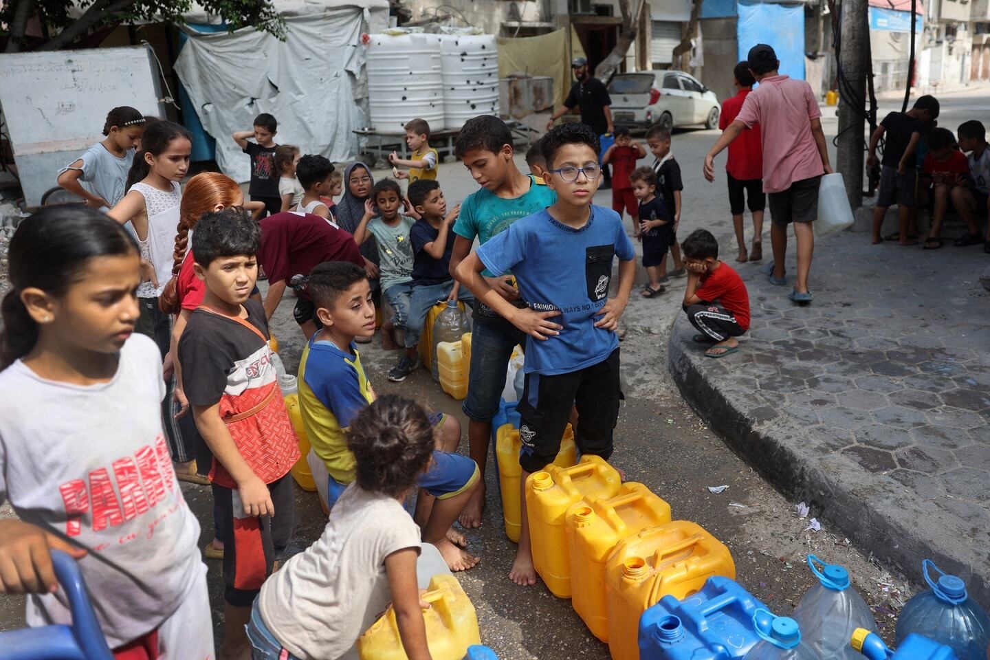 Pakistani minor siblings move to extend virtually UN exhibit on Gaza children plight