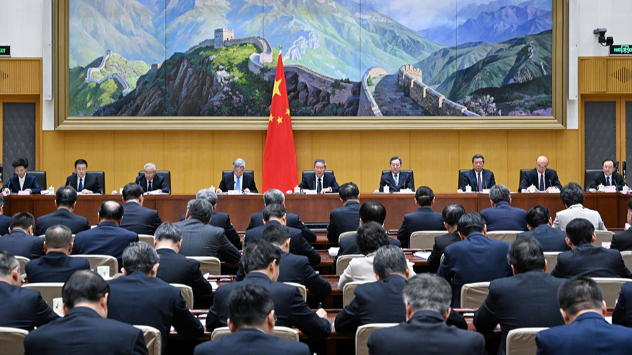 Chinese premier urges redoubled efforts to build clean government, fight corruption