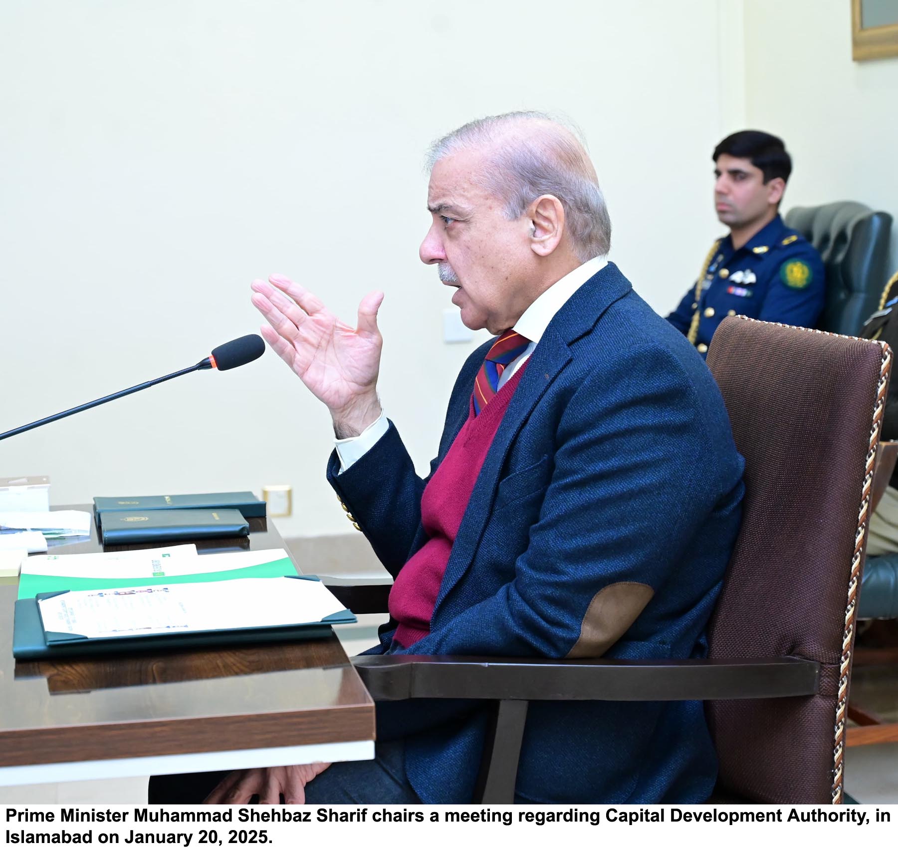 PM Shehbaz warns negligence in Hajj preparations won't be tolerated