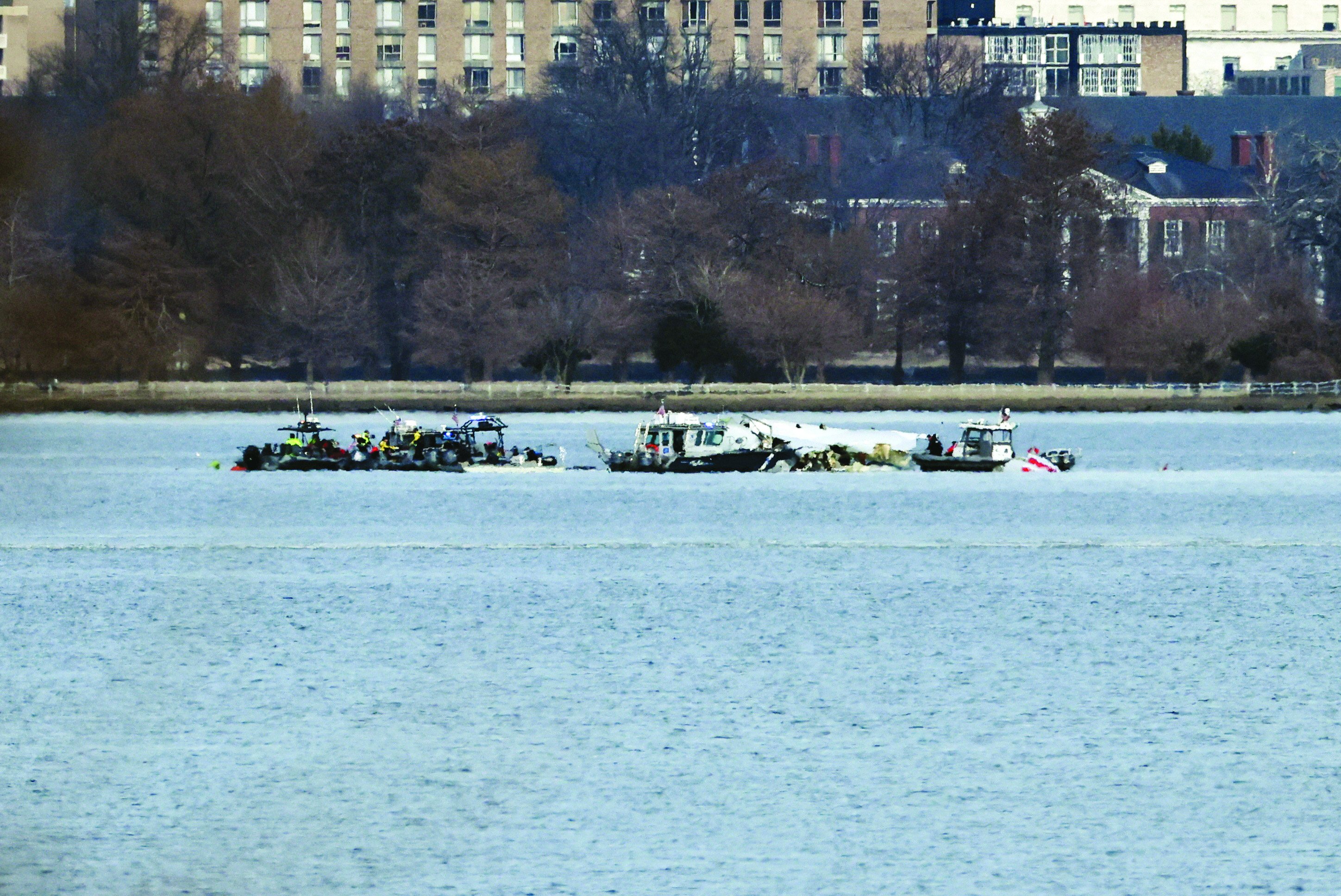67 perish in US midair collision