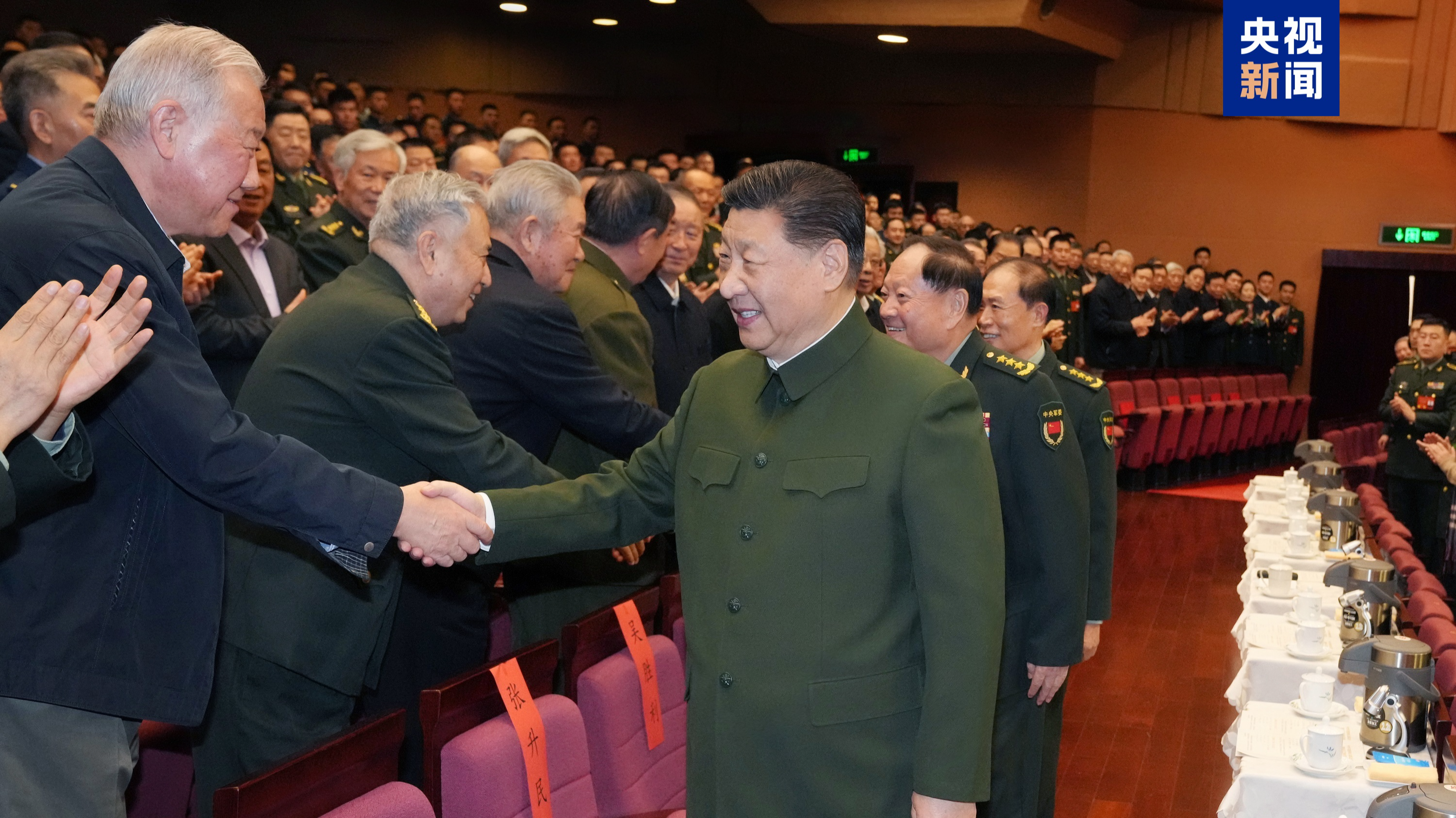 Xi extends Spring Festival greetings to military veterans