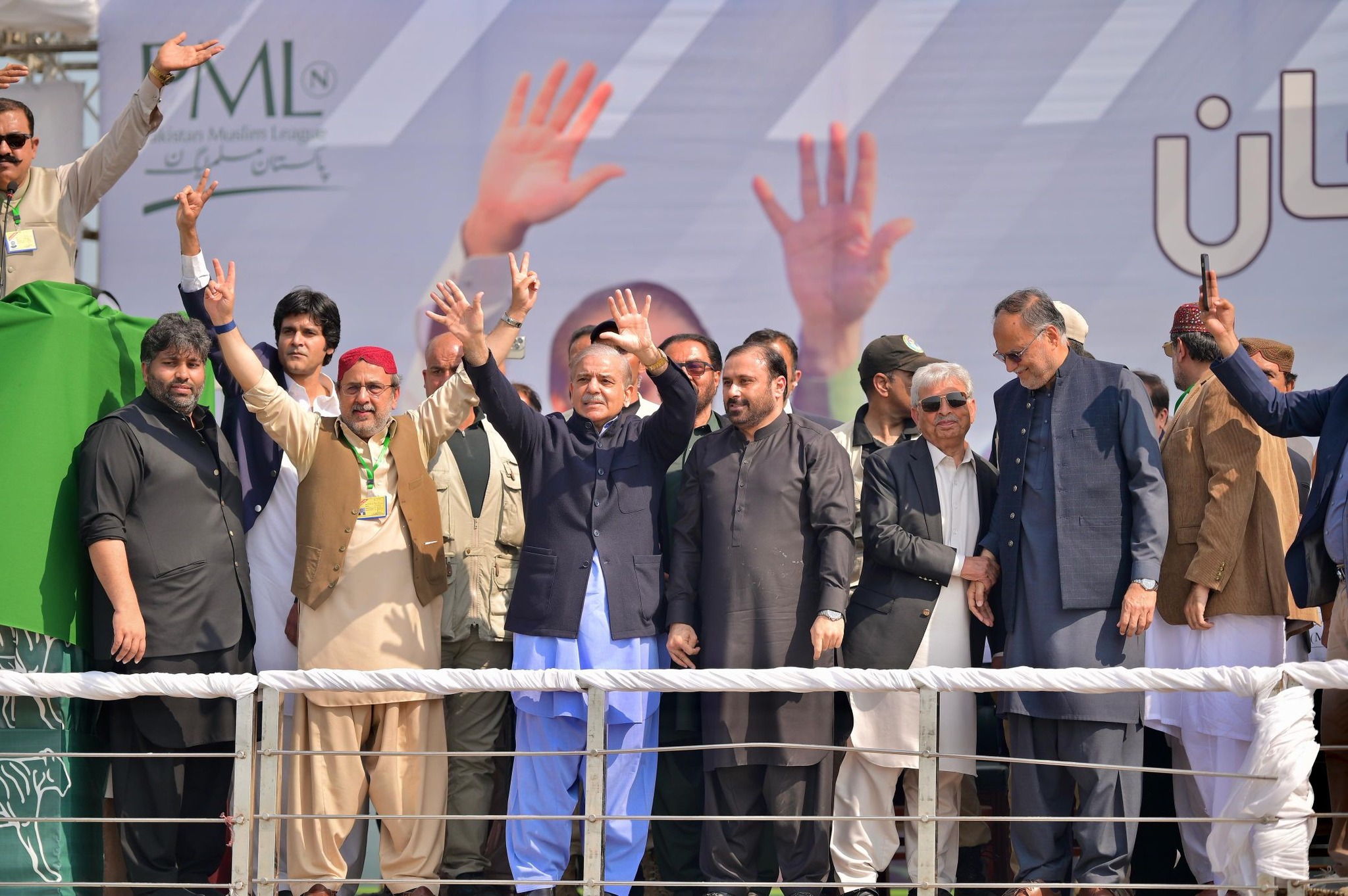 Will never turn back on people of South Punjab: PM