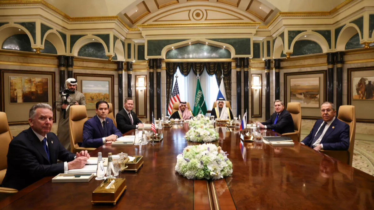 US, Russian officials hold high-stakes peace talks without Ukraine