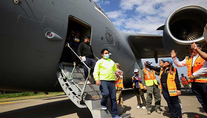 US authorities use military planes to send back illegal immigrants to their countries