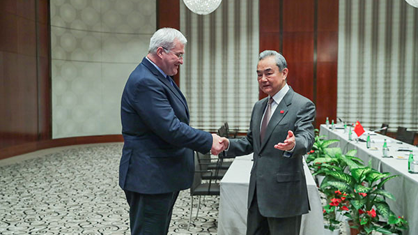 China calls for fair, lasting peace agreement for Ukraine crisis