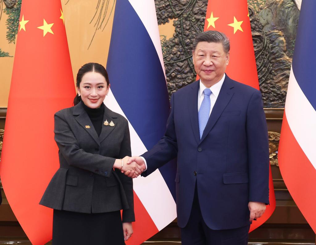 China vows development as Xi meets with Thailand PM, Brunei's Sultan