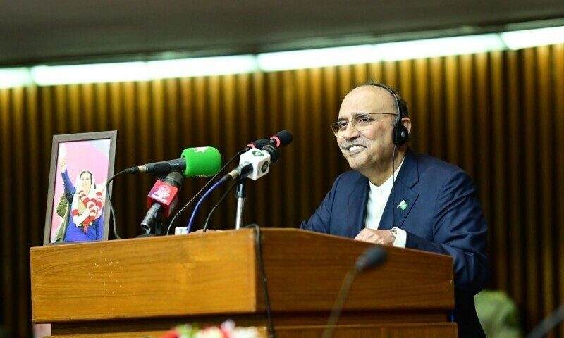 Zardari slams govt's 'unilateral policies', warns of growing provincial unrest