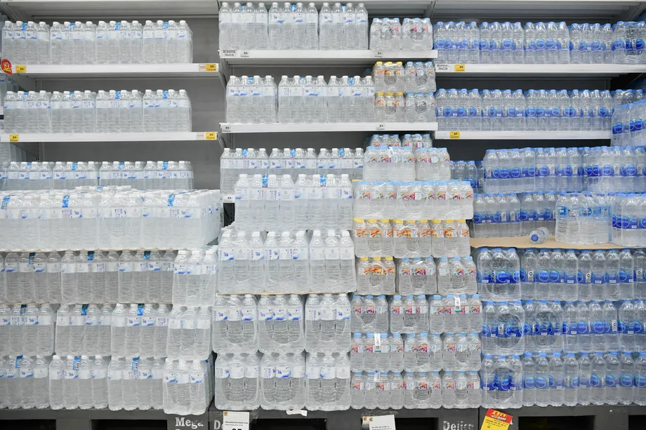 Study Finds 27 Bottled Water Brands In Pakistan Unsafe For Consumption