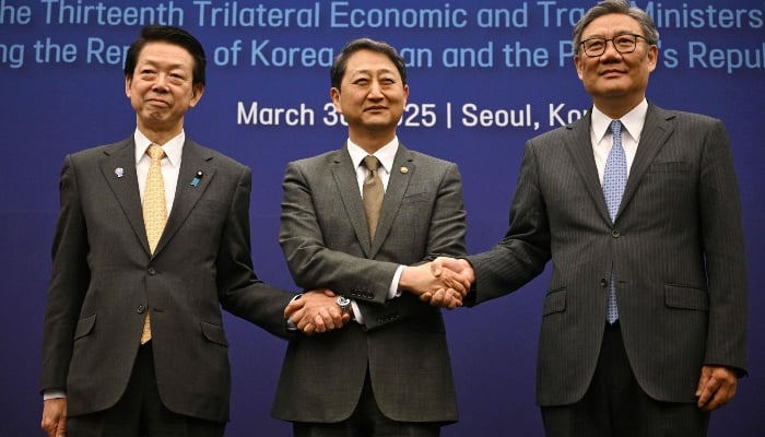 China, South Korea and Japan agree to strengthen free trade
