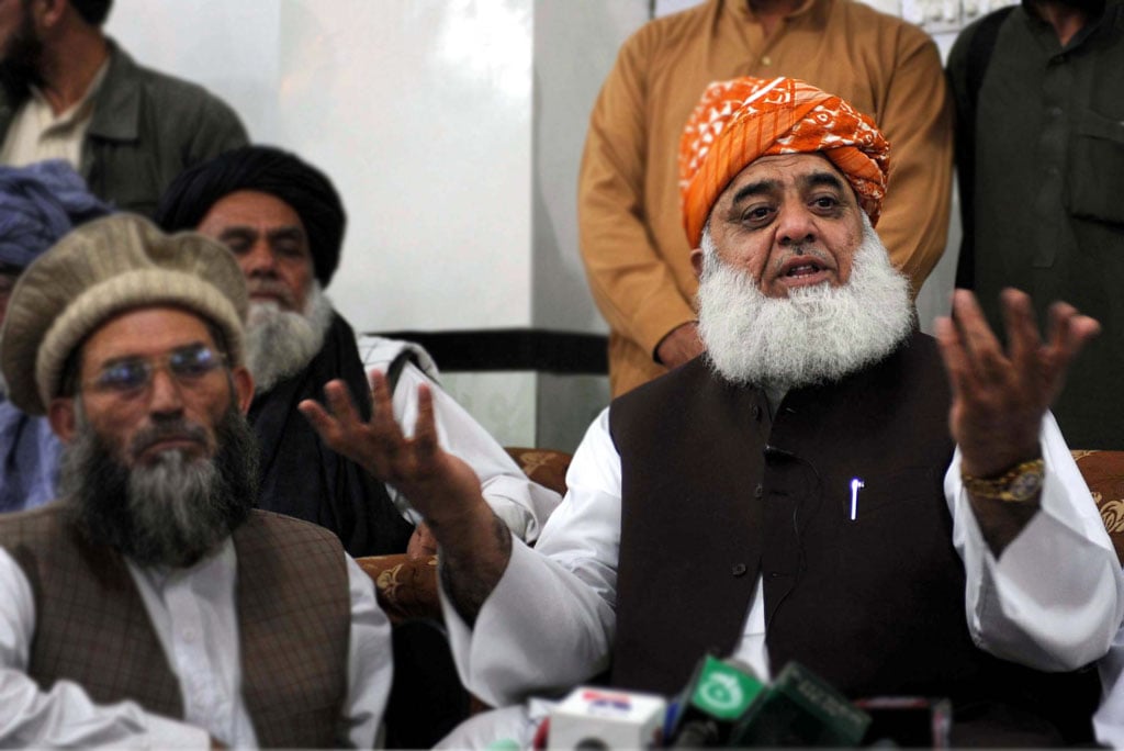 JUI-F chief hints at protest against govt policies with PTI after Eid