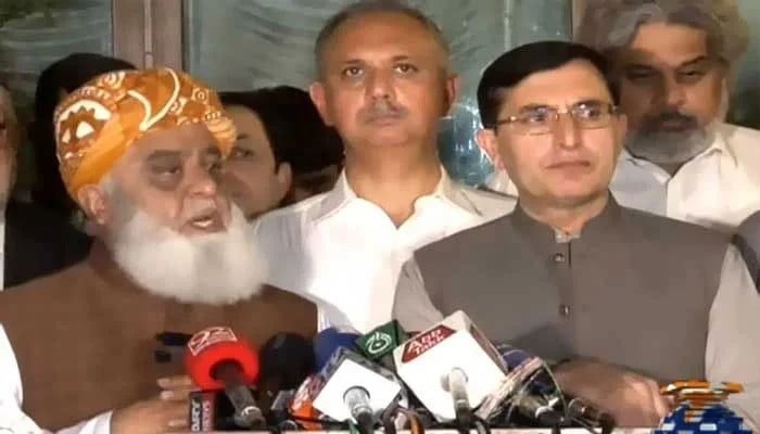 JIT interrogates PTI leaders about social media smear campaign