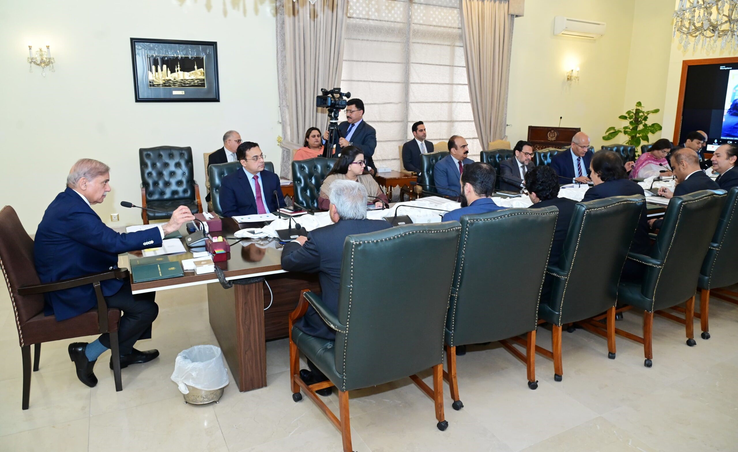 PM wants Ramazan Package mechanism be emulated for other govt schemes