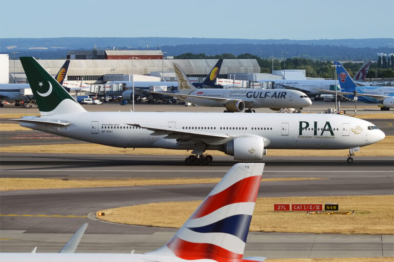 PIA’s UK Flight Ban Remains As Safety Concerns Persist After Pilot Scandal
