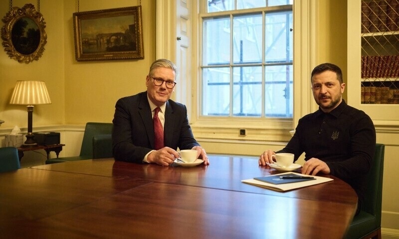 UK, France working with Ukraine on plan to end fighting: Starmer