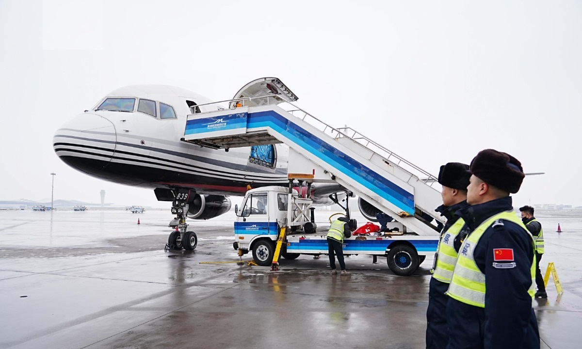 First air cargo route between Urumqi, Islamabad marks new trade milestone