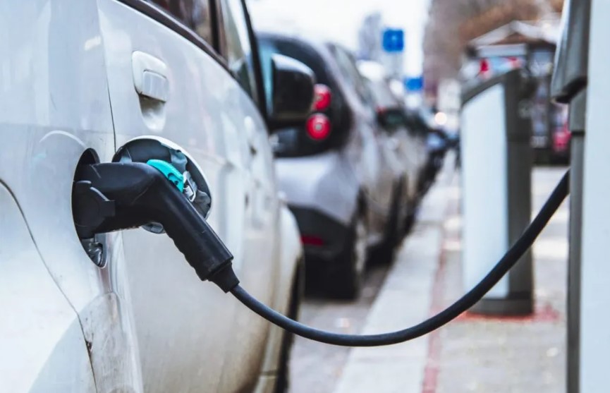 LHC orders electric vehicle charging facilities at fuel stations