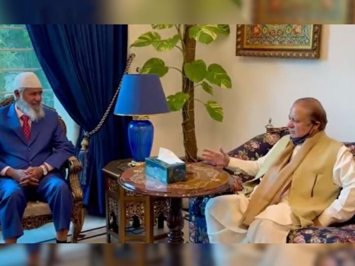 Controversial scholar Zakir Naik visits Sharif family in Raiwind