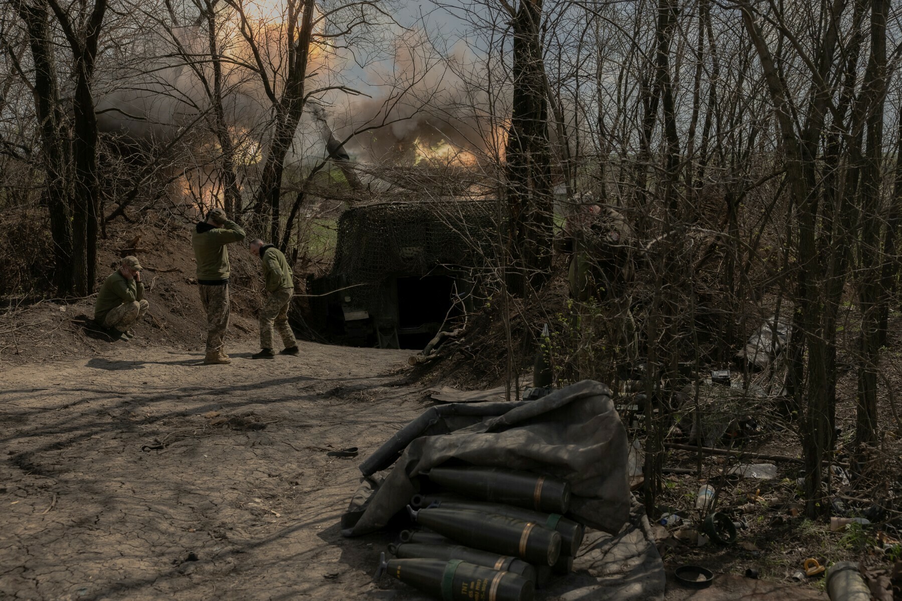 Putin announces surprise Ukraine truce for May 8-10