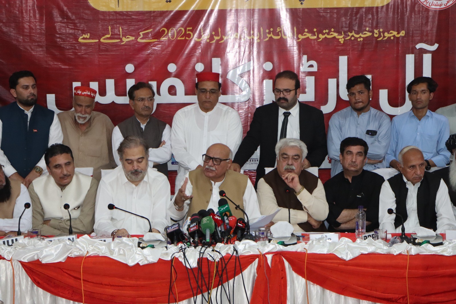 KP APC rejects minerals bill as 'direct attack' on provincial autonomy