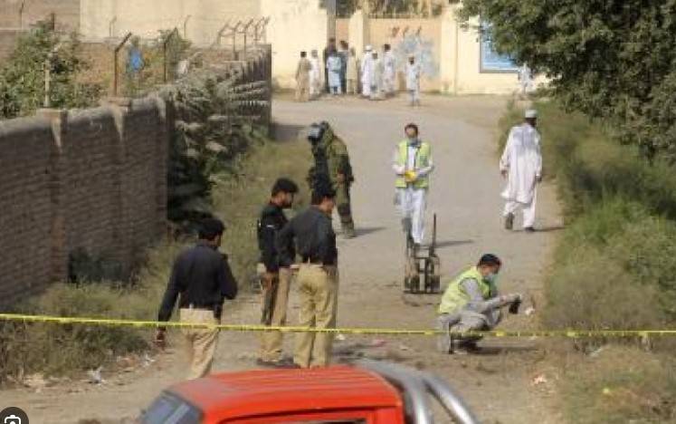Terrorist killed as attack on polio team foiled in North Waziristan