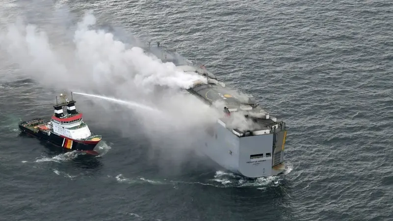 143 dead in DR Congo boat fire