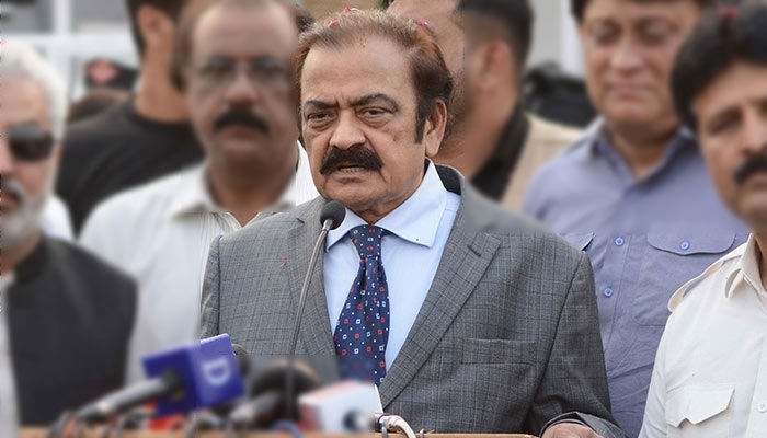 Federal govt reaches out to Sindh's political leaders amid canal project protests
